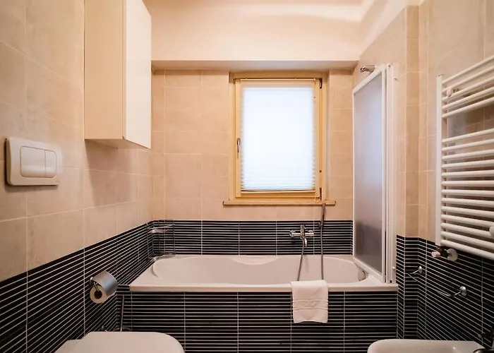 5 Min From Trastevere Chic Rome