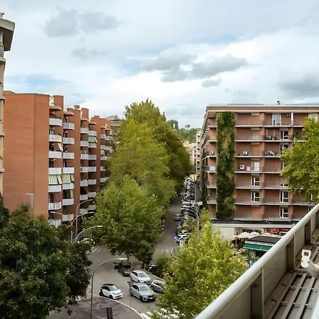 Διαμέρισμα 5 Min From Trastevere Chic Ρώμη